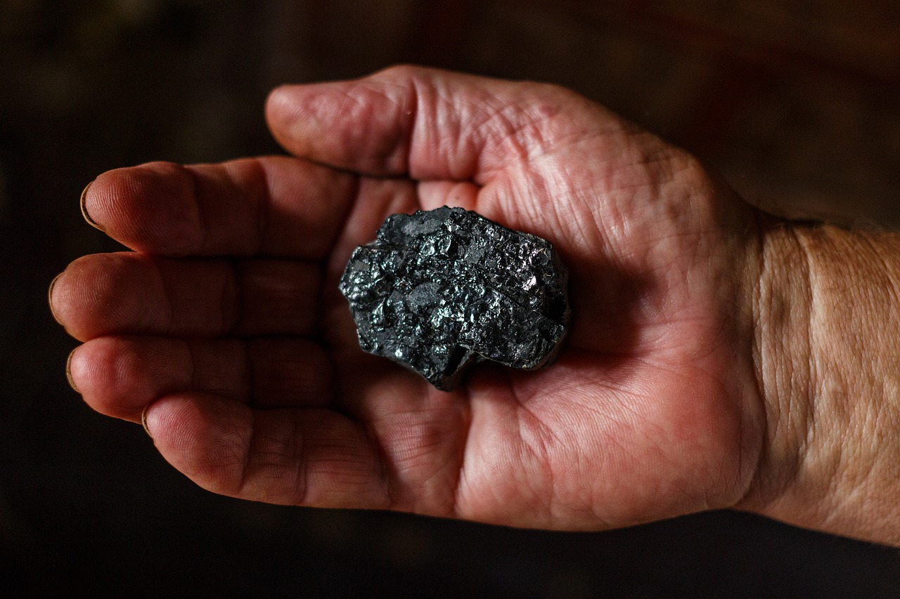 coal, miners, minerals-1521718.jpg